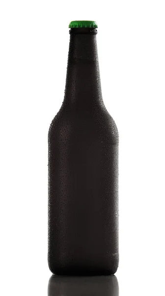 Botella de cerveza oscura — Foto de Stock