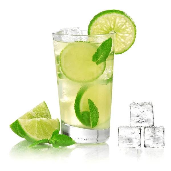 Lime cocktail on white — Stock Photo, Image