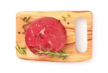 Baharat ile çiğ et