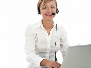 Kulaklık çalışan beyaz