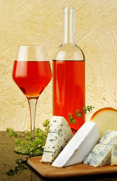 Vino y queso — Foto de Stock