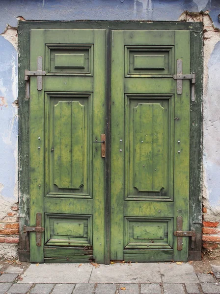 Vecchia porta in legno — Foto Stock