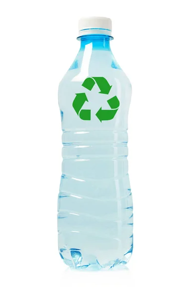 Переработанная пластиковая бутылка — стоковое фото