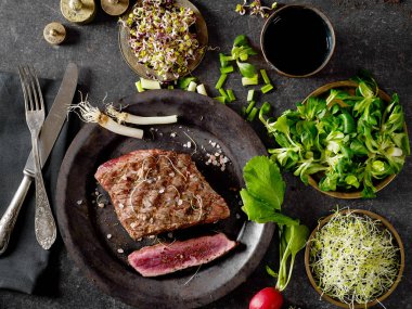 Fileto mignon ve yeşillik