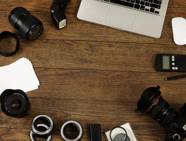 Yukarıdaki fotoğraf ekipmanı