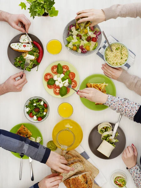 Family dinner concept — Stock Photo, Image