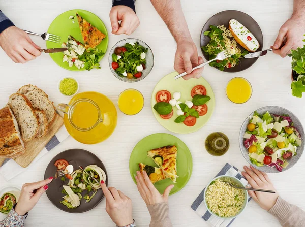 Eating together concept — Stock Photo, Image