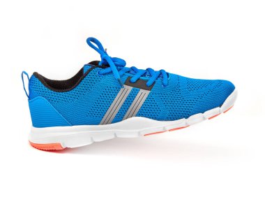 Yürüyen spor ayakkabısı