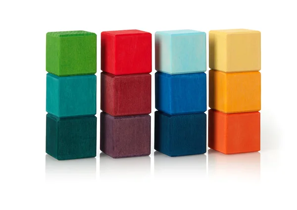 Multi-barevné dřevěné bloky věže — Stock fotografie