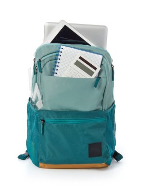 Çanta, dizüstü bilgisayar, defter, tablet ve hesap makinesi