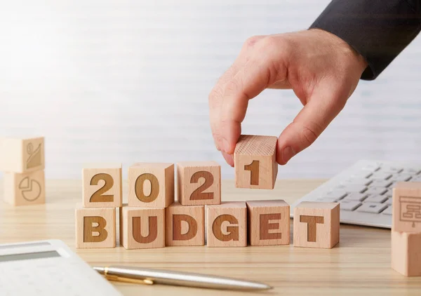 2020 budget wooden cubes on office table