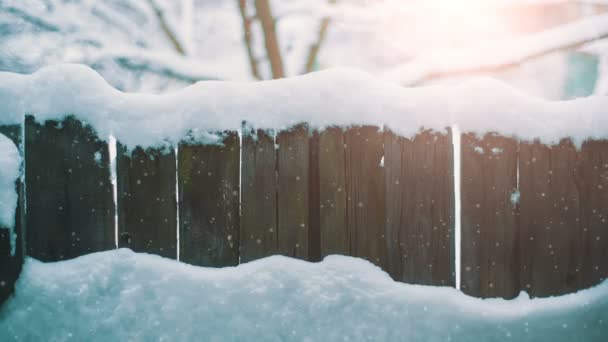 Cerca rústica no inverno — Vídeo de Stock