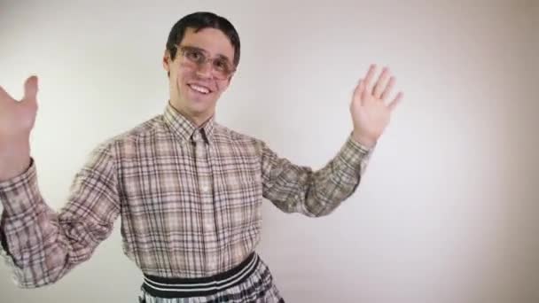 Dancing smiling nerd in glasses — Stock Footage Dancing smiling nerd in glasses Stock Video