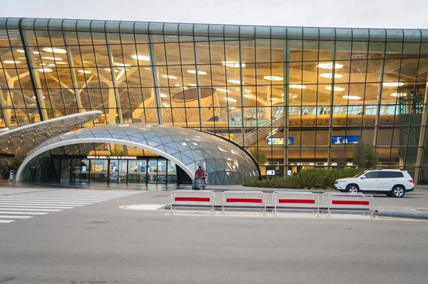 Международный аэропорт имени Гейдара Алиева — стоковое фото