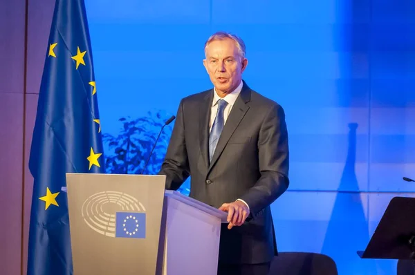 Tony Blair, da Grã-Bretanha, falando no Parlamento Europeu . — Fotografia de Stock