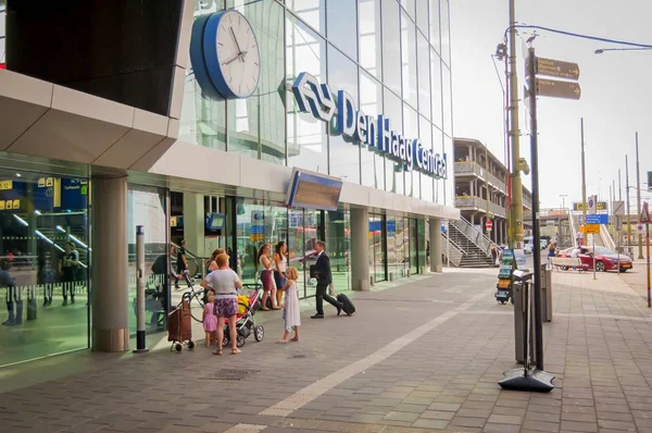 Den Haag Centraalstation buiten beeld. — Stockfoto