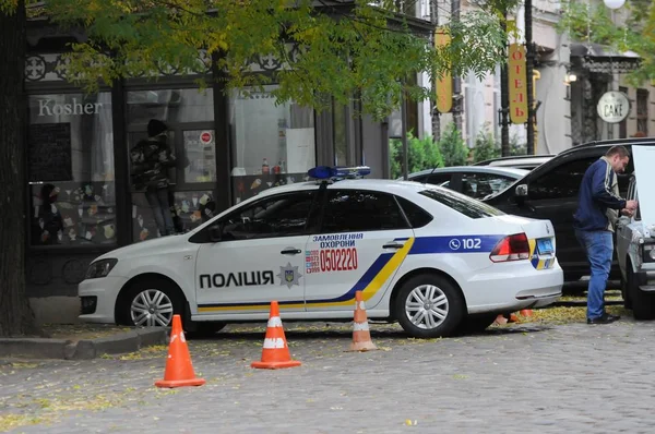 乌克兰敖德萨 2019年11月3日 乌克兰警方巡逻车停在敖德萨市中心 乌克兰警察概念形象 — 图库照片