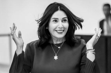 Knesset, Kudüs, İsrail. 3 Ekim 2019. İsrail Kültür ve Spor Bakanı İsrailli politikacı Miri Regev 'in dikey portresi. Eski bir Tuğgeneral ve Idf sözcüsü. Siyah ve beyaz resim.