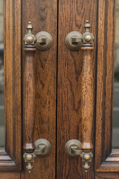 Vintage brown wooden door — Stock Photo, Image