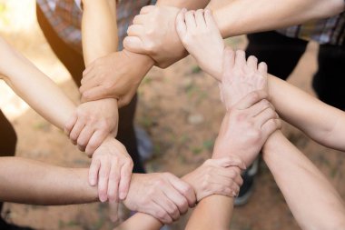 Takım iş kavramı: Çeşitli eller grup birlikte çapraz süreç