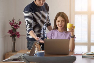 Başlangıç Çeşitliliği Takım Çalışması Beyin Fırtınası Buluşma Konsepti. İş Arkadaşlığı Planlama Yeni bir proje başlat