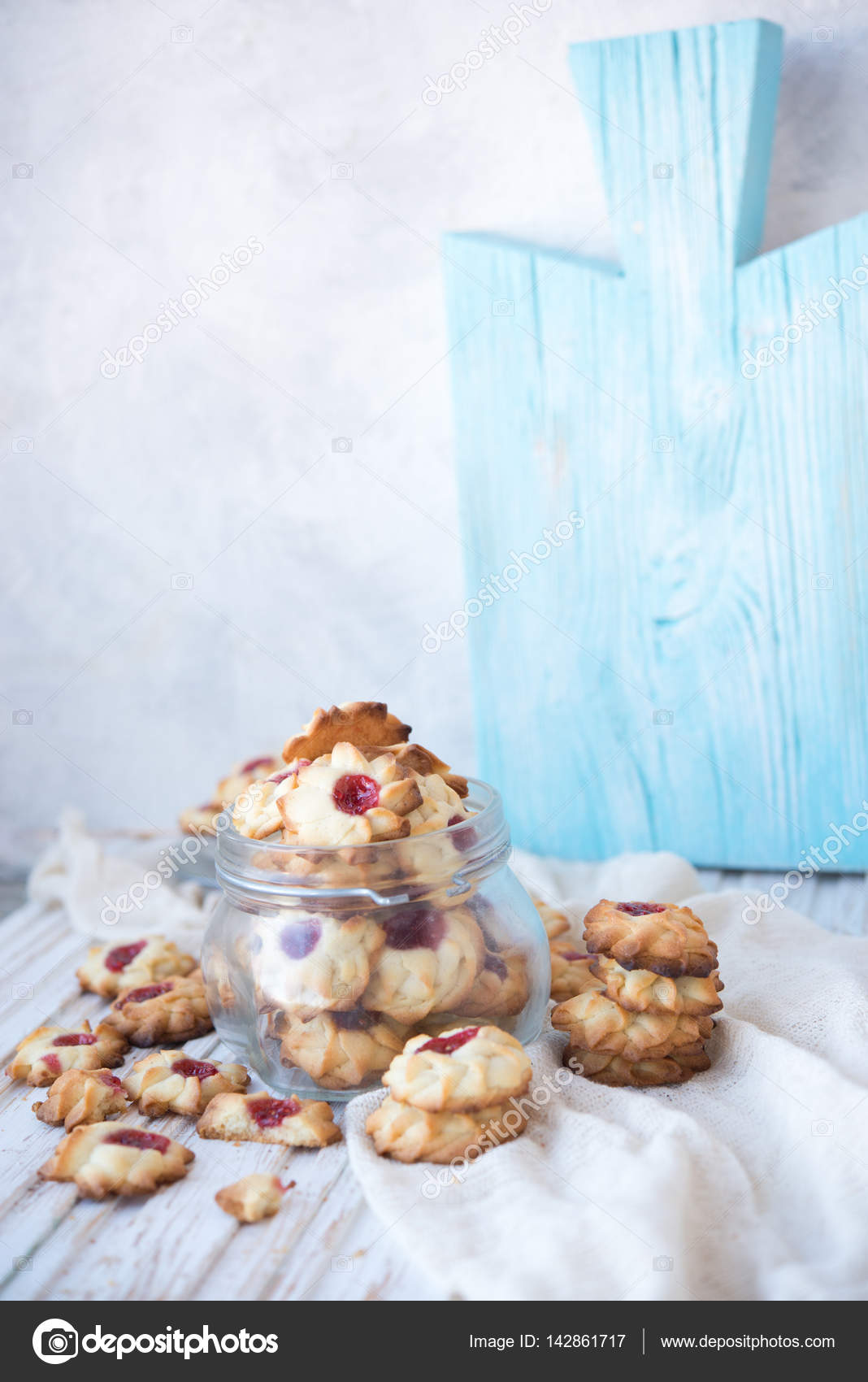 Home Made Cookies With Jam Stock Photo By C Gekachka 142861717