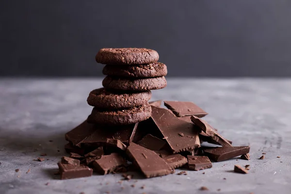 Шоколадное печенье на слайде — стоковое фото