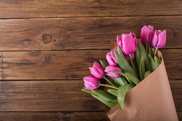 Kytice růžových tulipánů — Stock fotografie