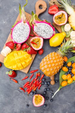 taze egzotik meyveler