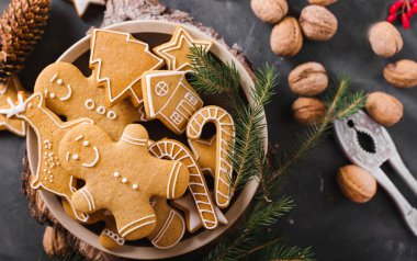gingerbread çerezleri ve çilek