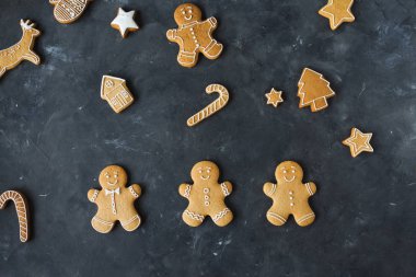 gingerbread çerezleri ve çilek