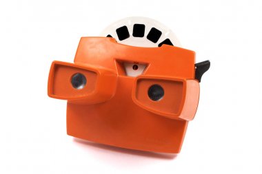 Beyaz arka plan görüntüsü silindirlerin ile izole kırmızı retro stereoscope