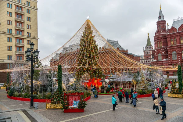 Christmas and New Year decoration in Moscow — Stock Photo, Image