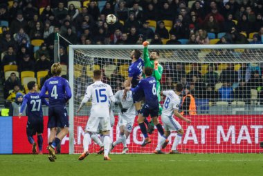 Kiev, Ukrayna - 15 Mart, 2018: Denis Boyko, eylem sırasında Ss Lazio Milli Güvenlik Olympiyskiy Stadyumu'nda Uefa Avrupa Ligi maçında Dinamo Kiev