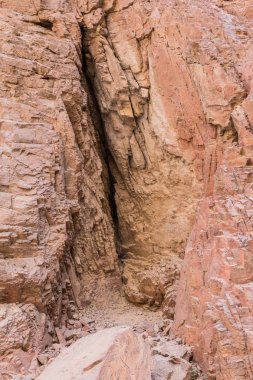 Mısır'daki Kanyonu. Mısır, Sina Çölü, renkli Kanyon dağlar