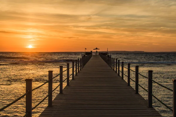 Zonsopgang Rode Zee Rechtenvrije Stockfoto's