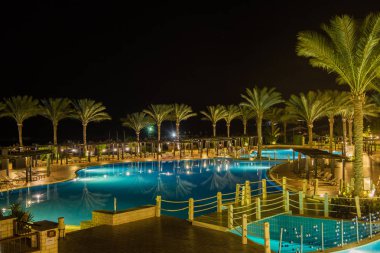 Sharm el Sheikh, Mısır-20 Ekim, 2017: Jaz Belvedere Resort Otel'in gece görünümü