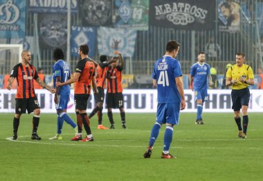 Dnipro, Ukrayna - 09 Mayıs, 2018: Fc Shakhtar oyuncular kutlamak zafer Ukrayna Kupası Finali Dnipro-Arena Stadı nda