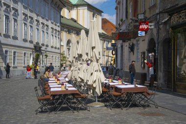 Ljubljana, Slovenya merkezinde sokak Restoran