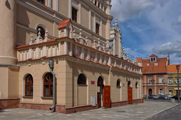 Town Hall and market square in Jaroslaw. Poland — Stock Photo, Image