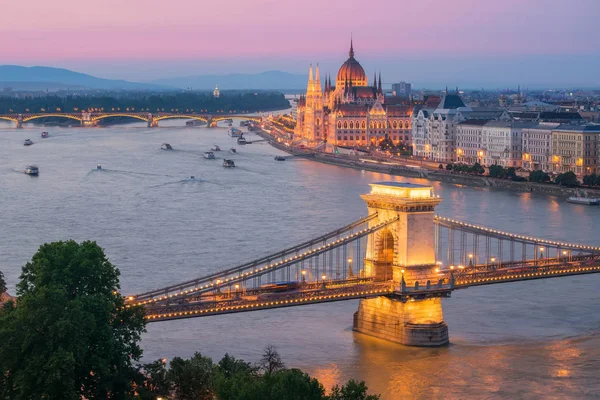 Crépuscule à Budapest — Photo