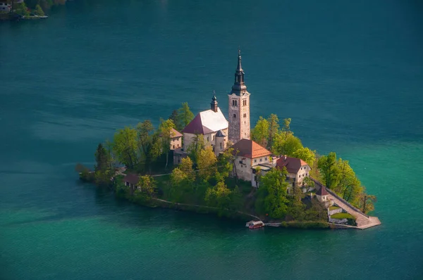 Magnífica Vista Del Lago Bled Agua Azul Isla Bled Con —  Fotos de Stock