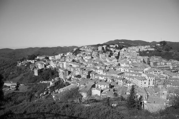 Veduta della città di Tolfa — Foto Stock