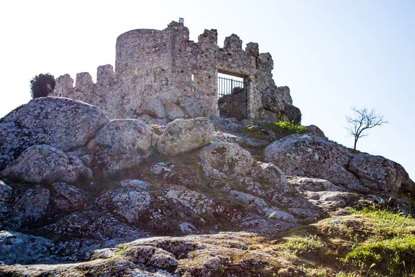 Rocca dei Frangipanen rauniot — kuvapankkivalokuva