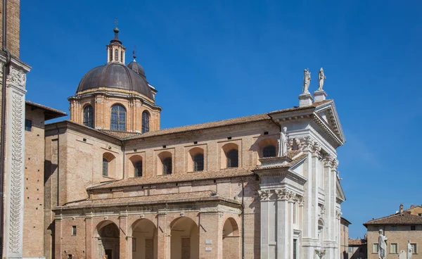 Kathedrale von Urbino — Stockfoto