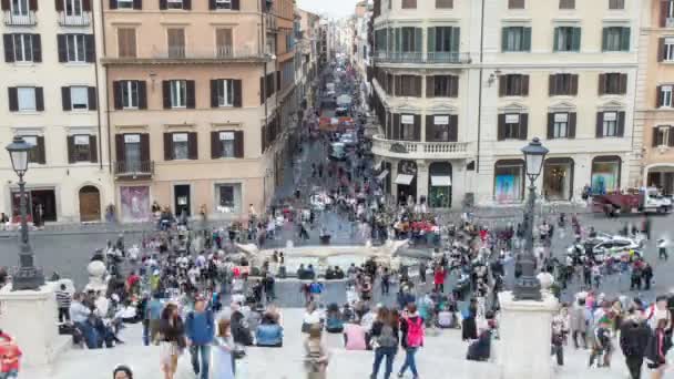 Maio 2018 Roma Itália Fonte Barcaccia Piazza Spagna Roma Turistas — Vídeo de Stock