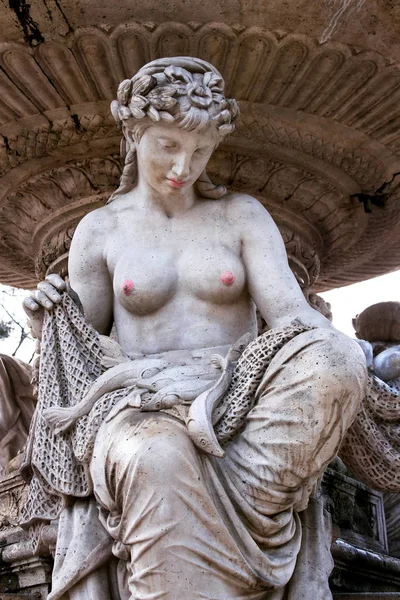Fragment statue Danubius Water Fountain — Stock Photo, Image