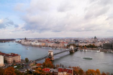 Budapeşte şehir ve nehir Tuna'nın görünümü