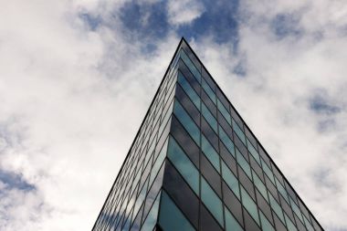 Çok penceresi olan şehir Bina Modern cam