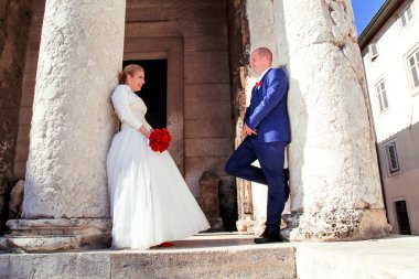 Düğün günü mutlu çift